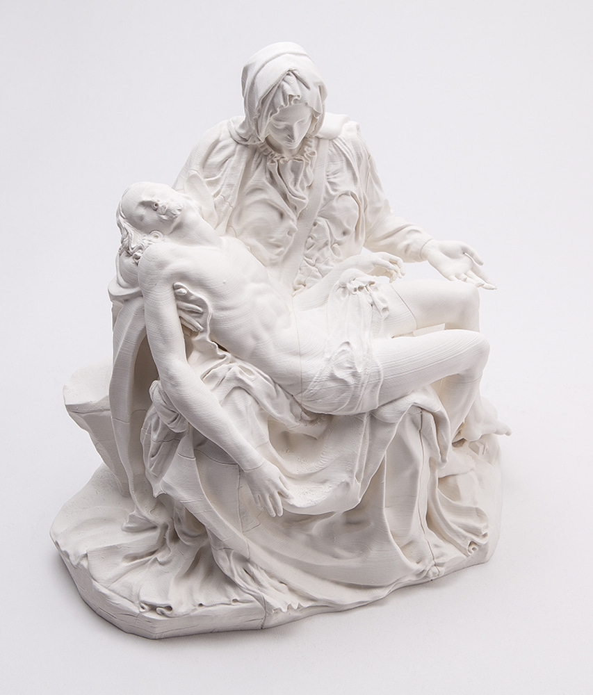 3D프린팅으로 제작된 피에타(Pieta) 동상 2